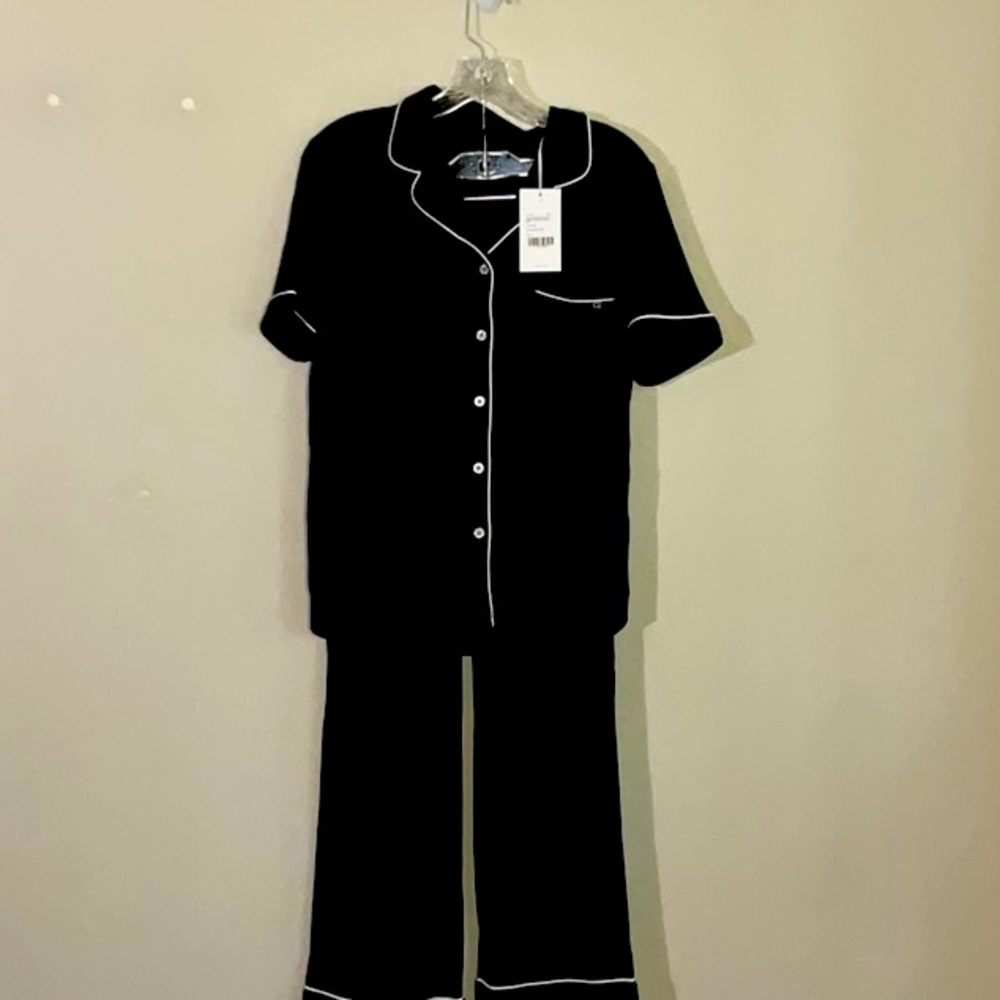 Cozy Earth Pajama set Sz. Small NWT
